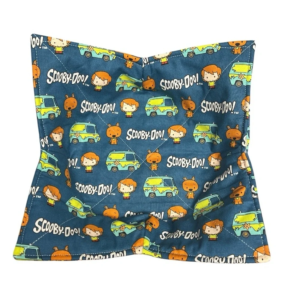 Hand Crafted Large Bowl Cozy Scooby-Doo Theme Microwavable Padded Cotton Holder
